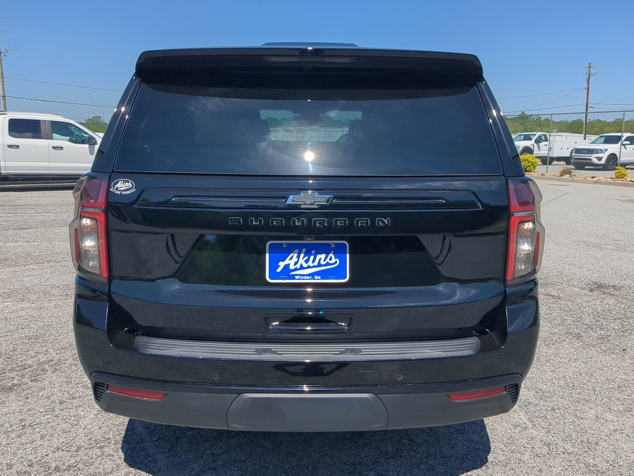 Used 2024 Chevrolet Suburban Z71 w/ Z71 Off-Road Package AWD/4WD image 4