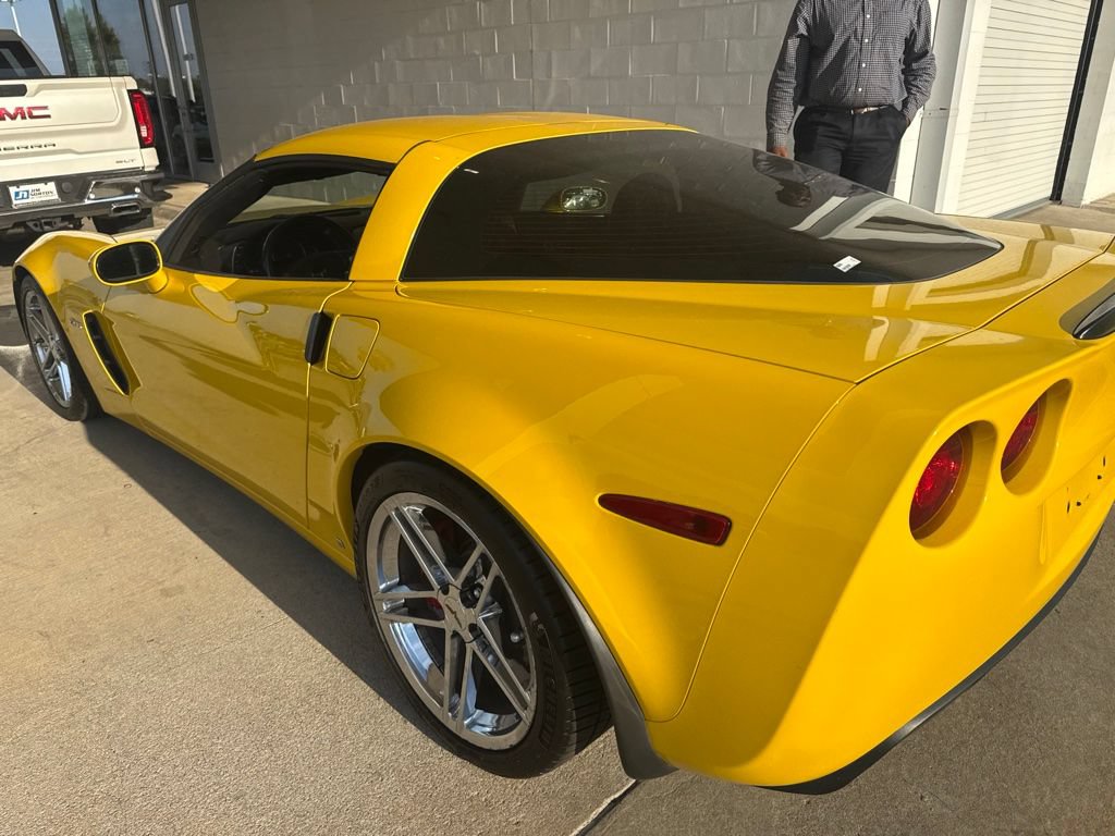 Used 2007 Chevrolet Corvette Z06 w/ Preferred Equipment Group RWD image 7