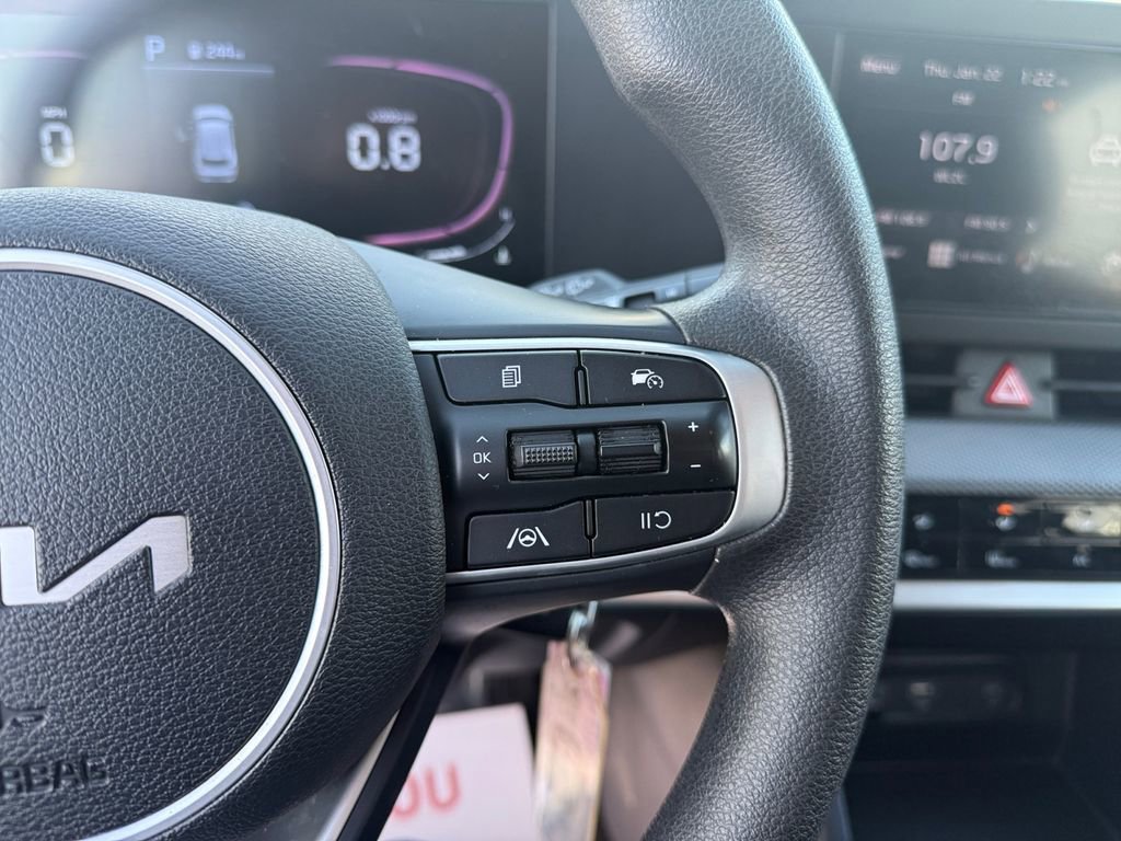 Used 2024 Kia Sportage LX image 18