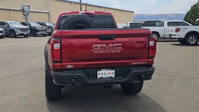 Used 2026 GMC Canyon AT4X w/ AT4X AEV Edition image 7