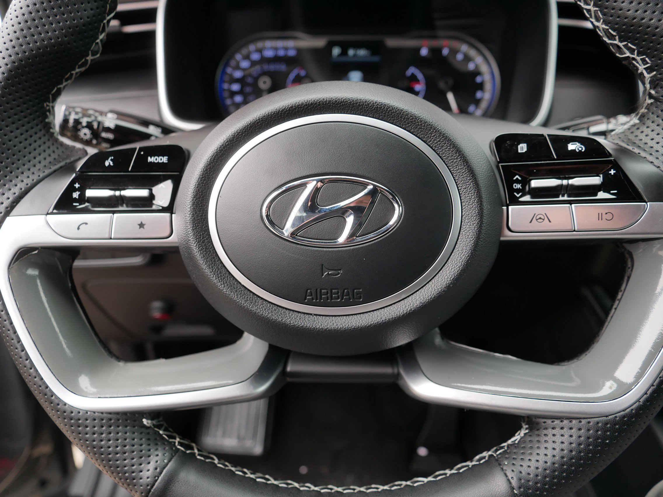 Used 2022 Hyundai Santa Cruz SEL AWD/4WD image 25