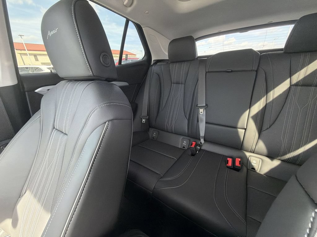 New 2026 Buick Envision Avenir AWD/4WD image 12