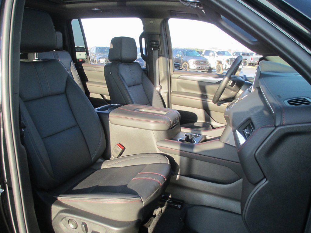 Certified 2024 Chevrolet Suburban RST w/ Sport Performance Package image 23