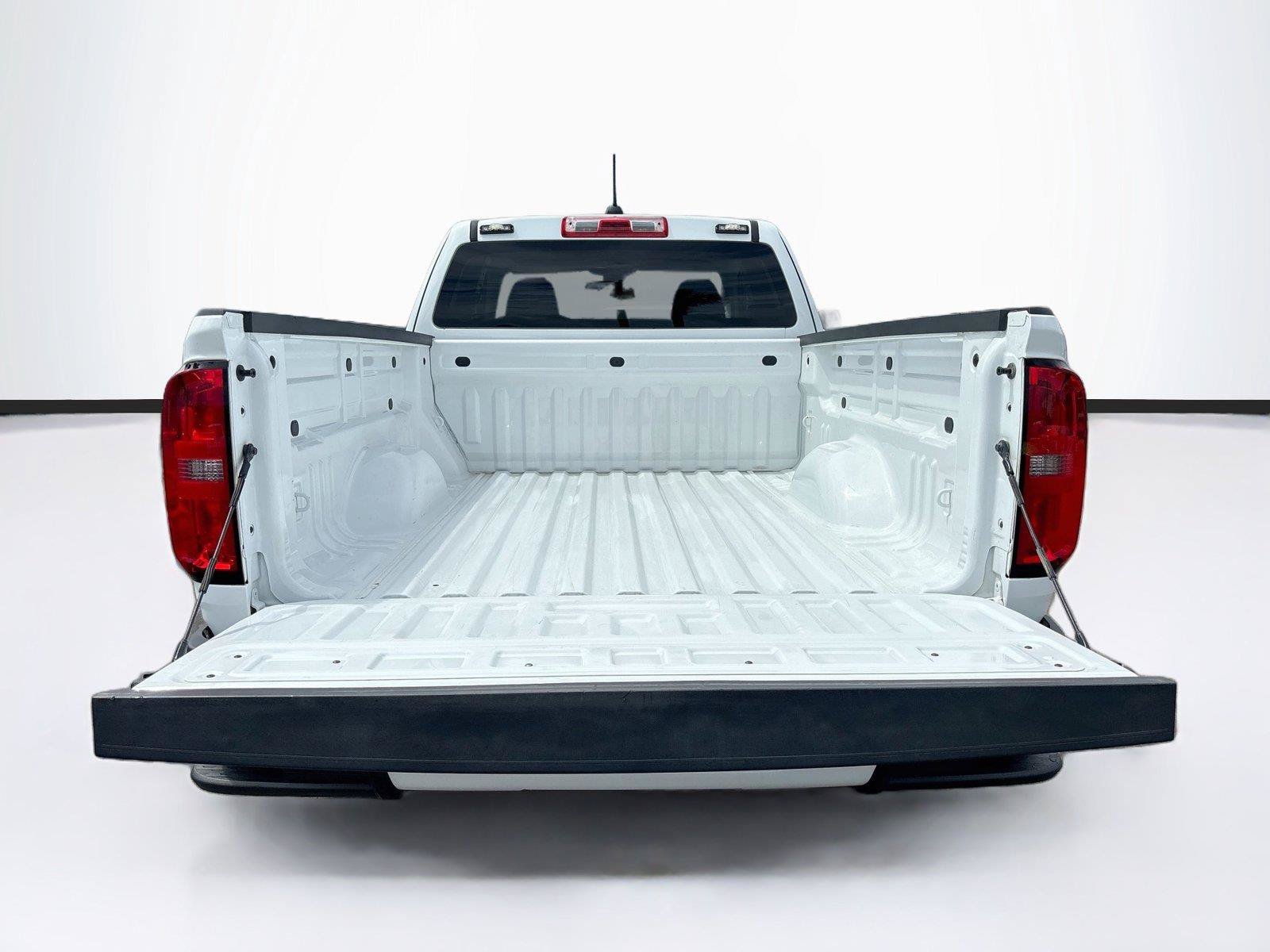 Used 2022 Chevrolet Colorado LT w/ Fleet Safety Package AWD/4WD image 23