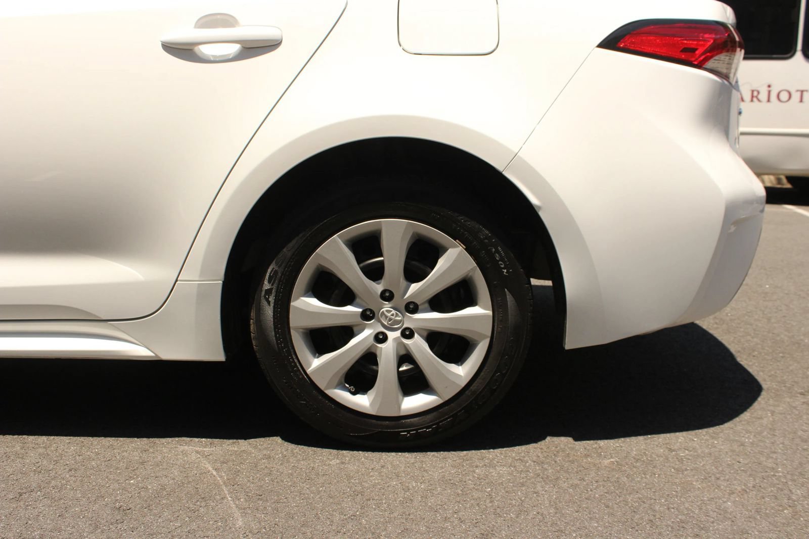 Used 2023 Toyota Corolla LE FWD image 10