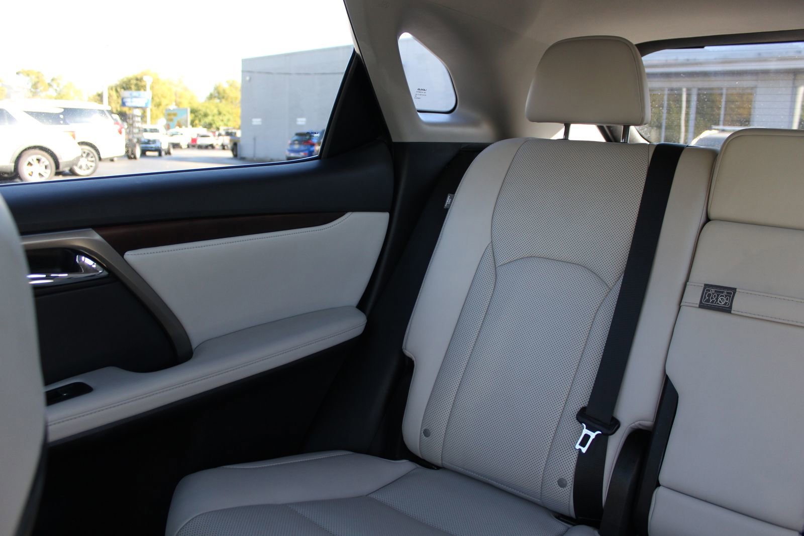 Used 2021 Lexus RX 450h AWD w/ Premium Package image 12