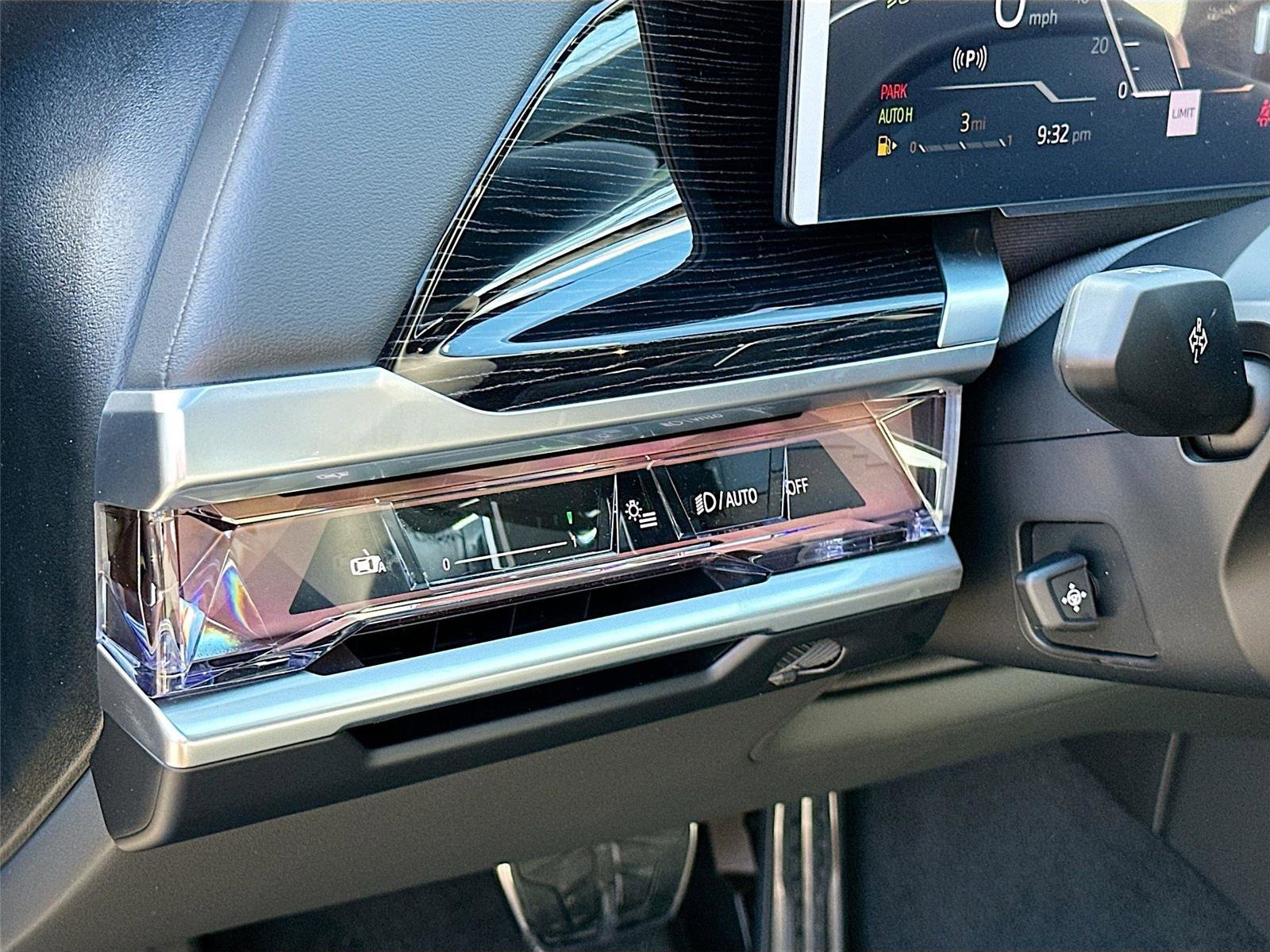 New 2026 BMW 760i xDrive w/ Executive Package image 10