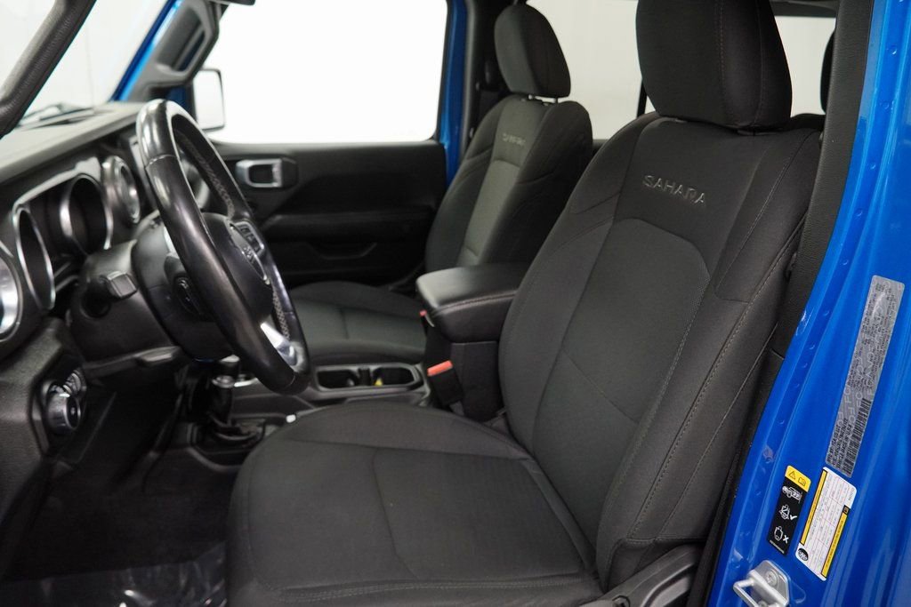 Certified 2022 Jeep Wrangler Unlimited Sahara w/ Cold Weather Group image 18