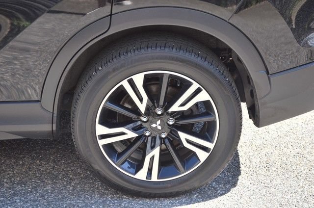 Used 2024 Mitsubishi Eclipse Cross SE AWD/4WD image 12