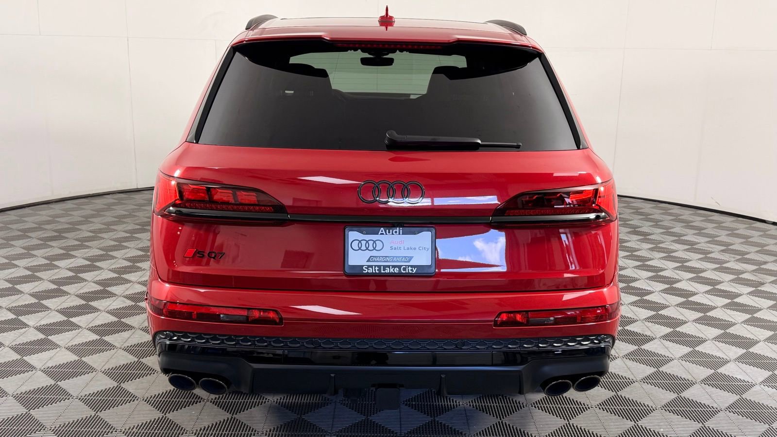 New 2026 Audi SQ7 Prestige image 9