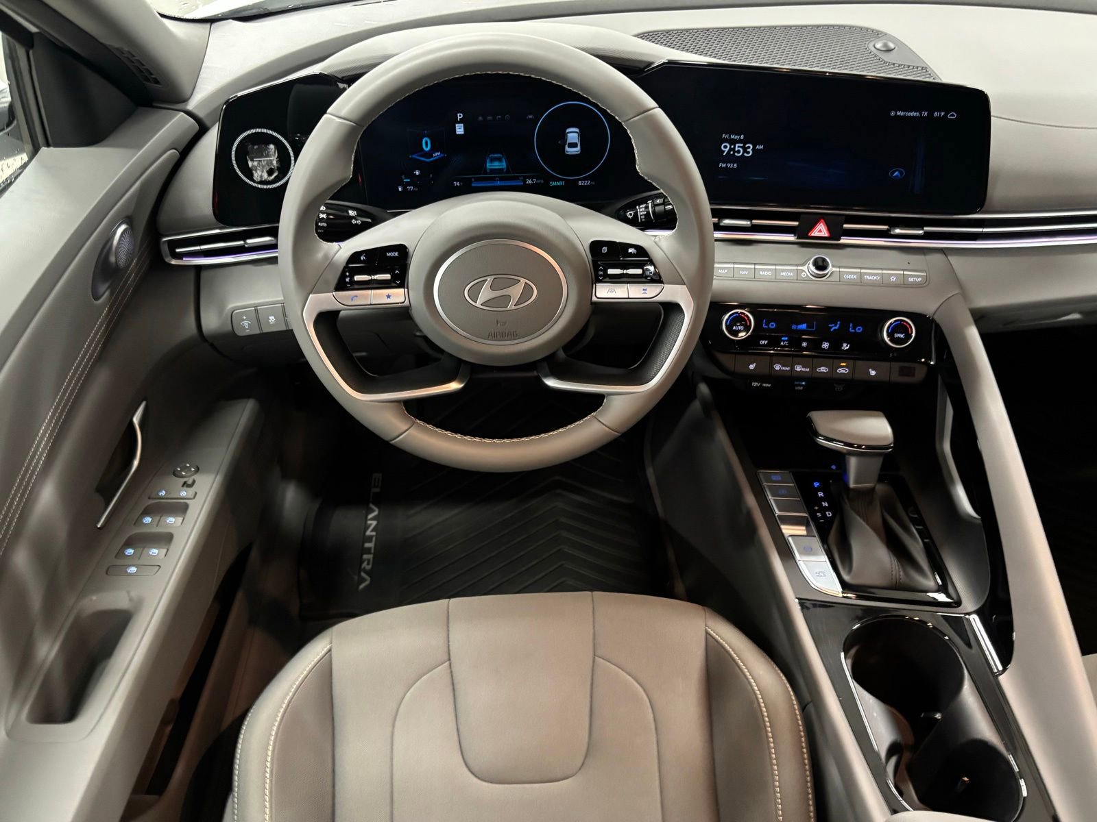 Certified 2024 Hyundai Elantra SEL w/ Convenience Package FWD image 11