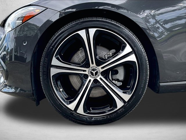 Used 2023 Mercedes-Benz C 300 Sedan image 10