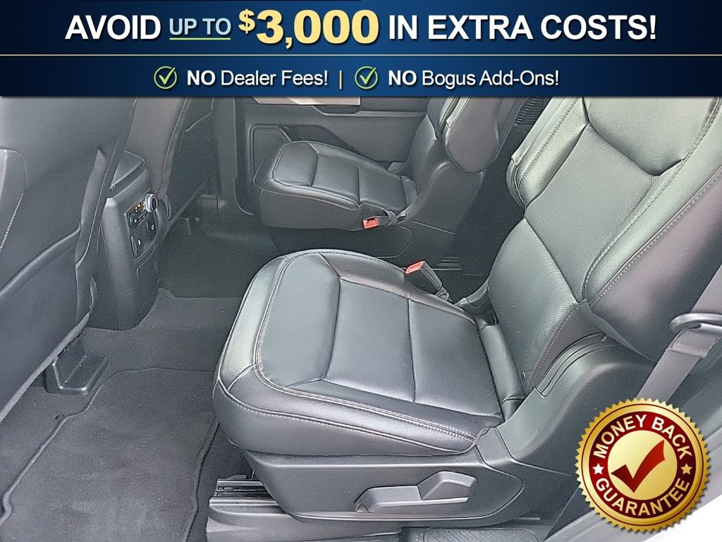 Used 2023 Ford Explorer Limited w/ Equipment Group 301A AWD/4WD image 19