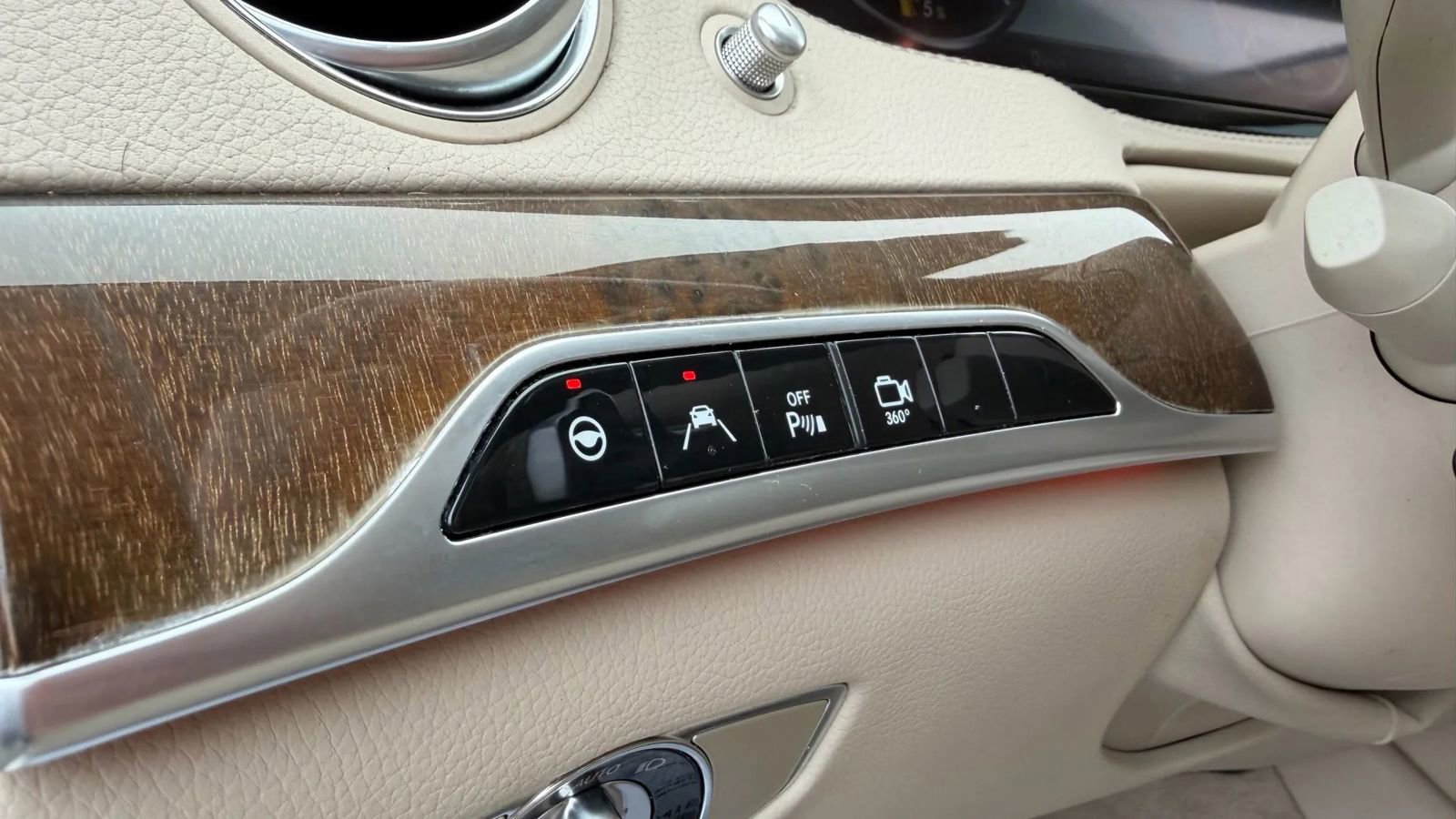 Used 2015 Mercedes-Benz S 550 4MATIC Sedan image 38