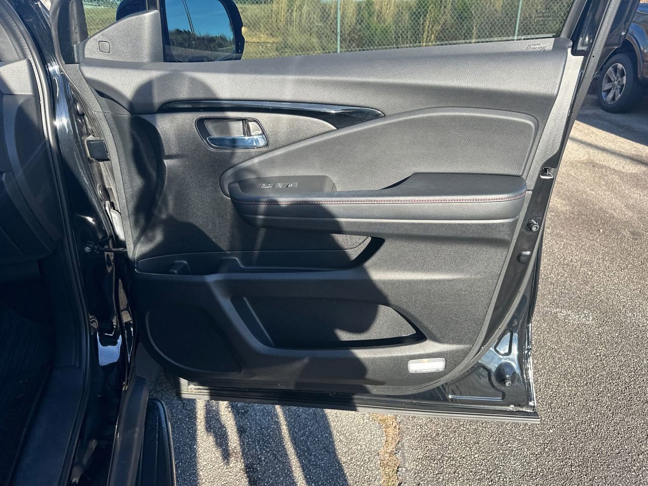 Used 2021 Honda Ridgeline Black Edition image 14