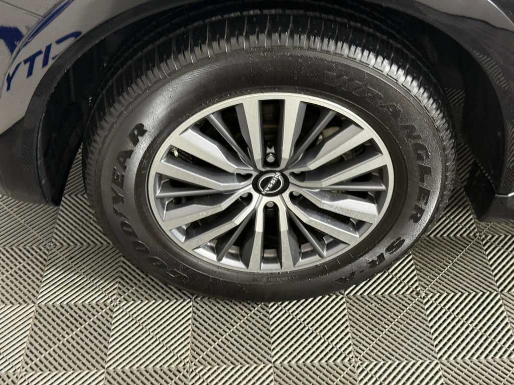 Used 2022 Nissan Armada SL image 7