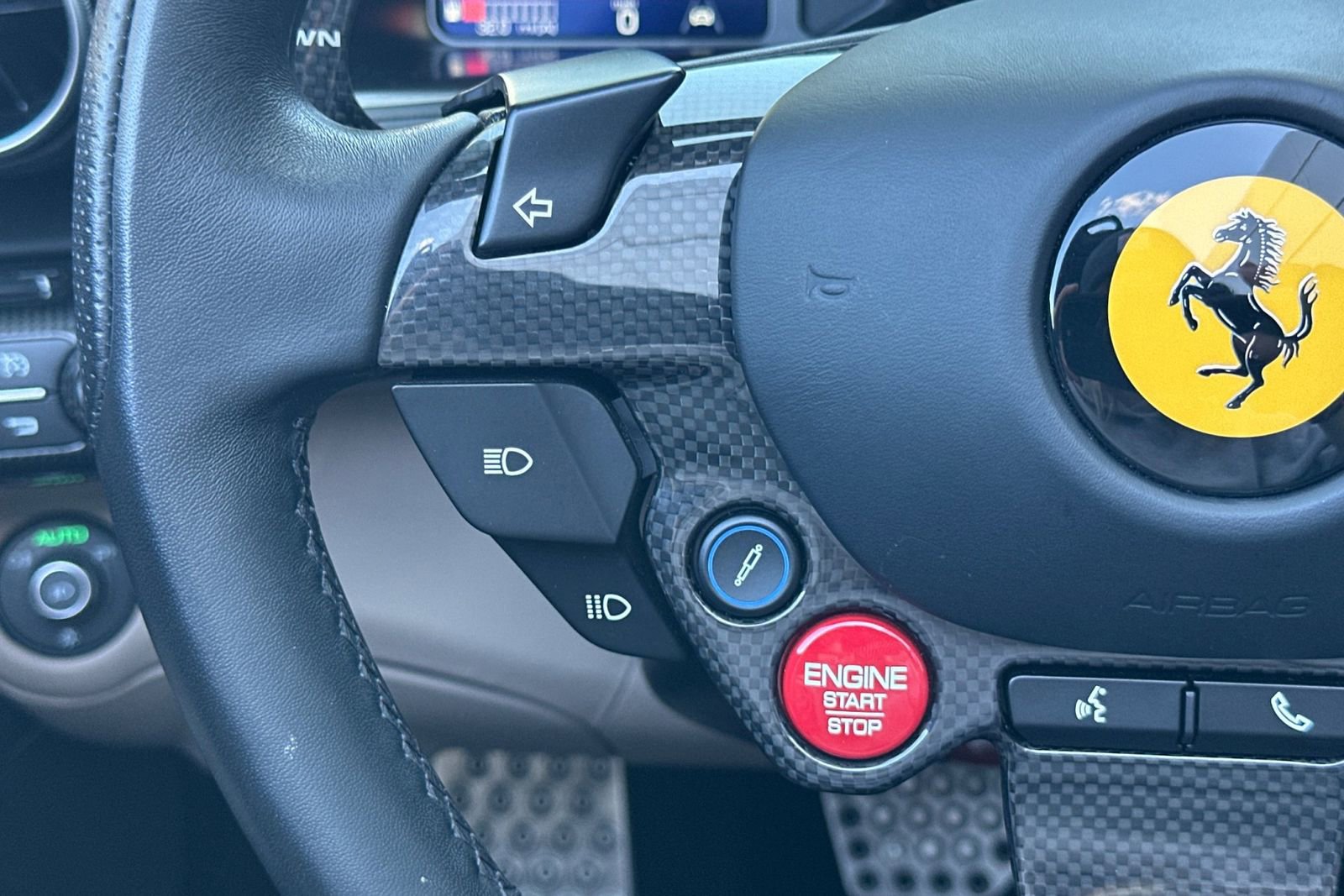 Used 2021 Ferrari 812 GTS RWD image 30