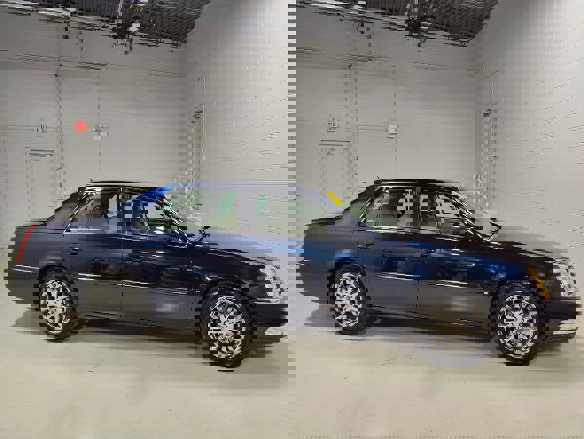 Used 2007 Cadillac DTS Performance image 5