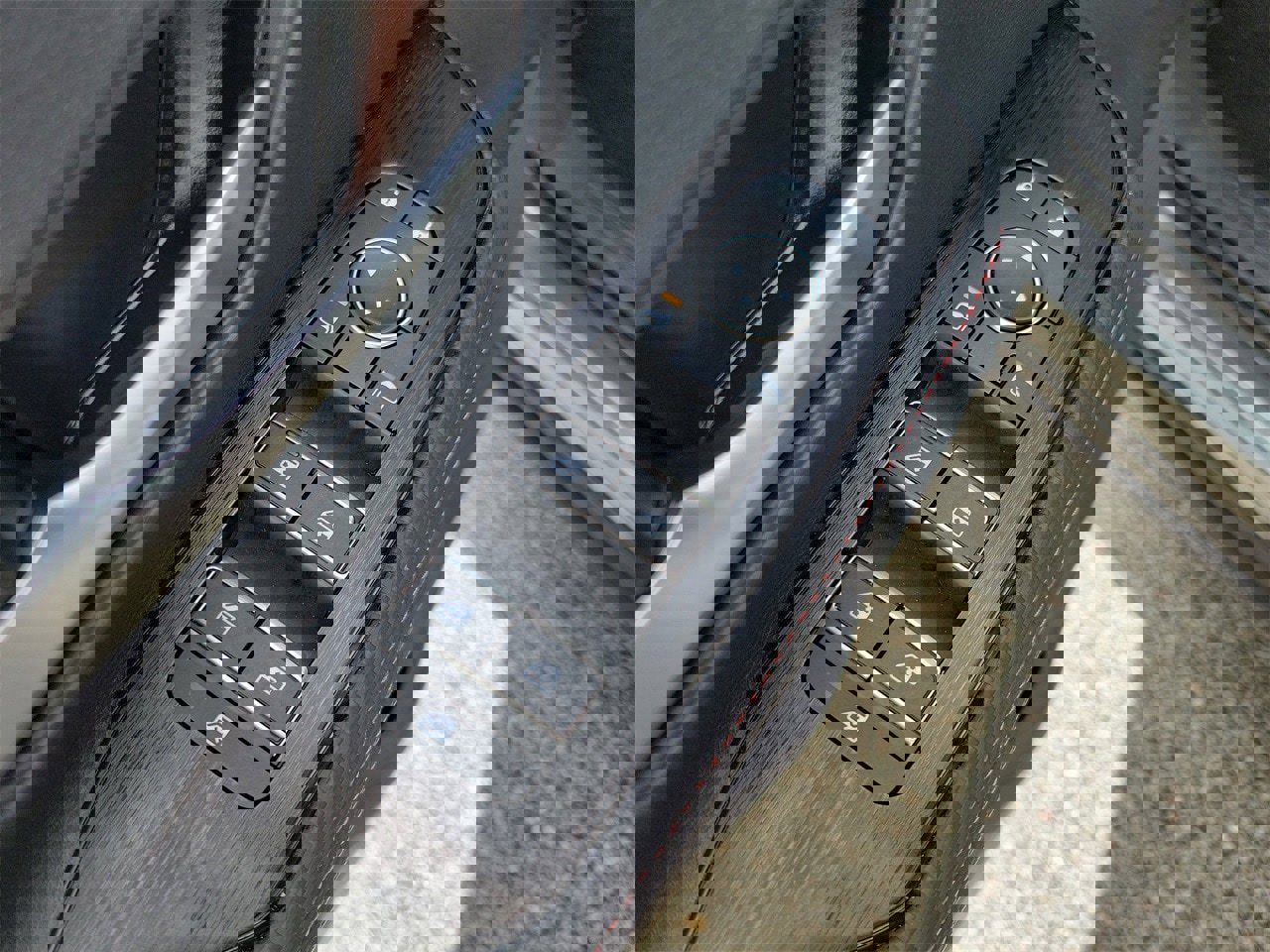 Used 2025 Nissan Kicks SR image 14