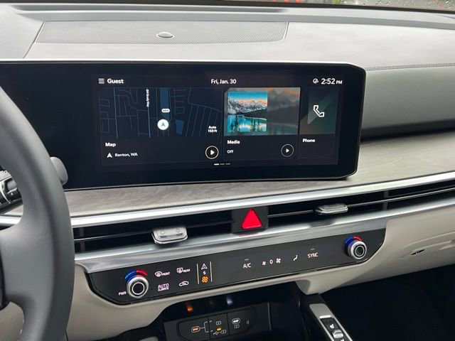 Used 2025 Kia Sorento SX image 20