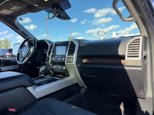 Used 2016 Ford F150 Lariat w/ Equipment Group 502A Luxury AWD/4WD image 16