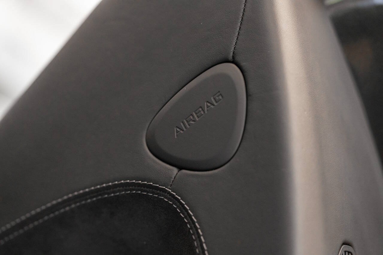 Used 2017 McLaren 570S RWD image 44