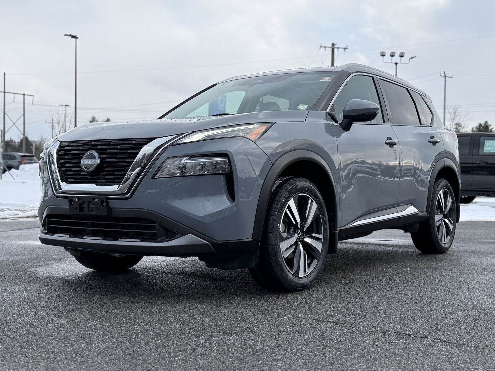 Used 2023 Nissan Rogue SL image 9