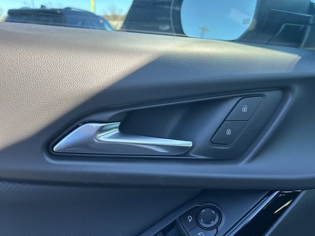 New 2026 Chevrolet Equinox LT w/ Midnight Edition image 12