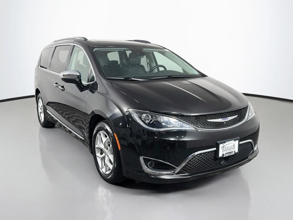 Used 2020 Chrysler Pacifica Limited w/ Advanced Safetytec Group