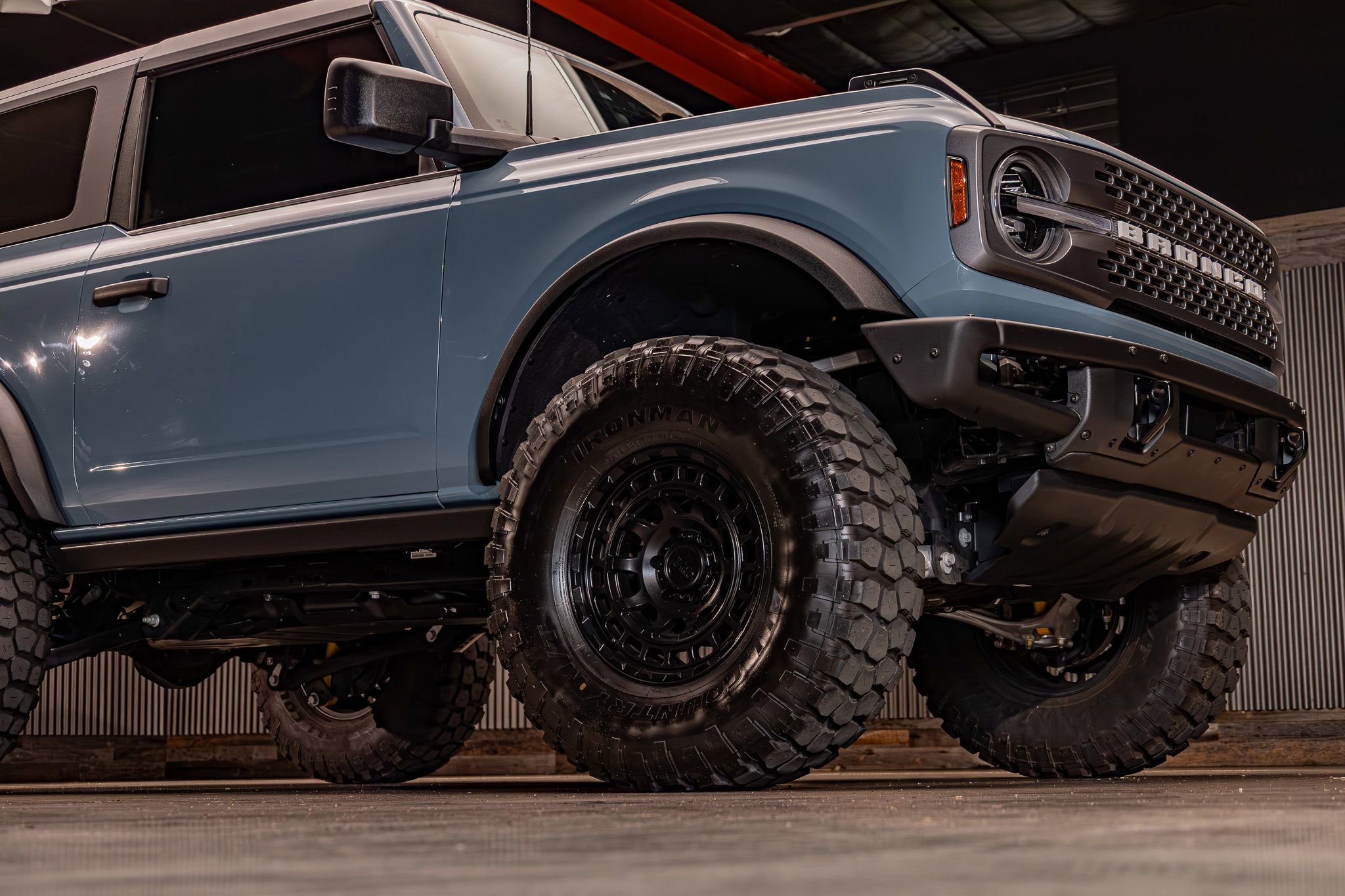 Used 2023 Ford Bronco Badlands image 11