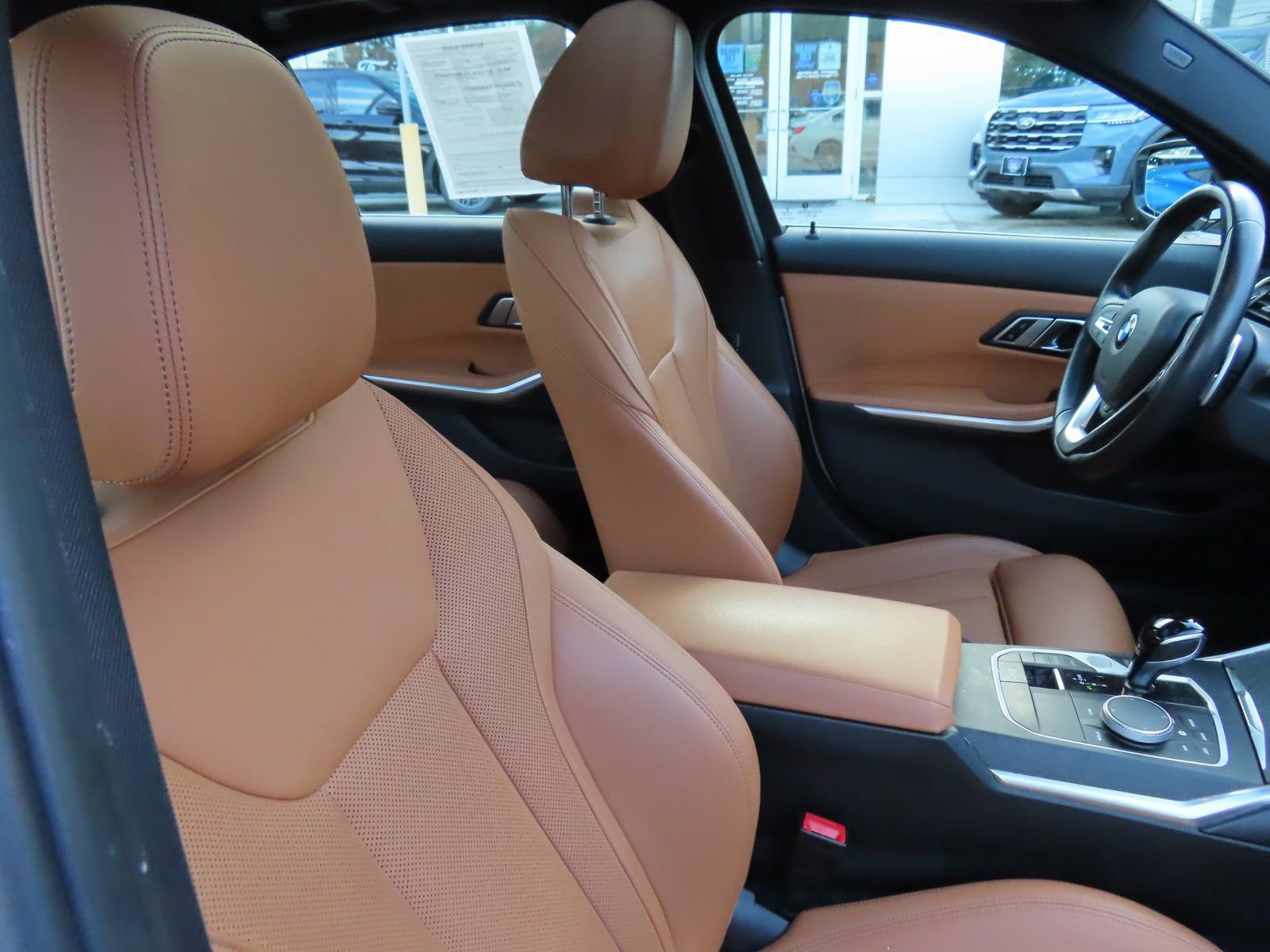 Used 2022 BMW 330i xDrive Sedan w/ Driving Assistance Package image 35