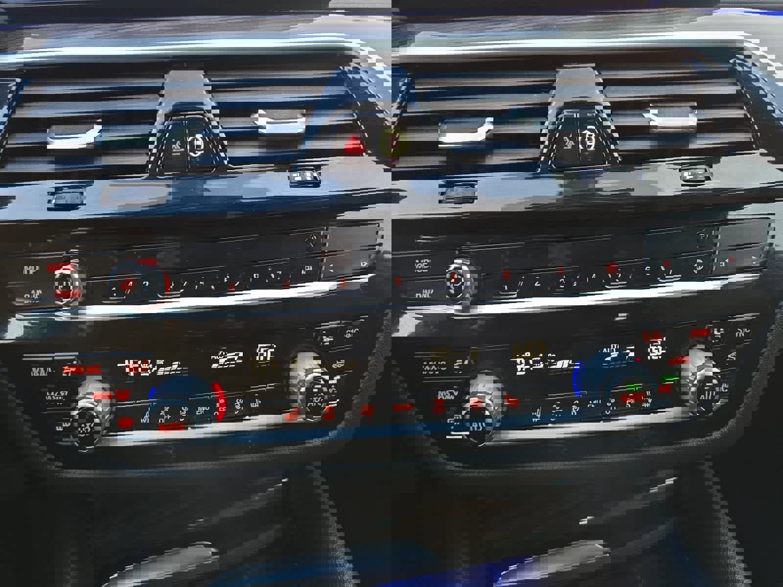 Used 2022 BMW 540i xDrive xDrive w/ Premium Package image 26