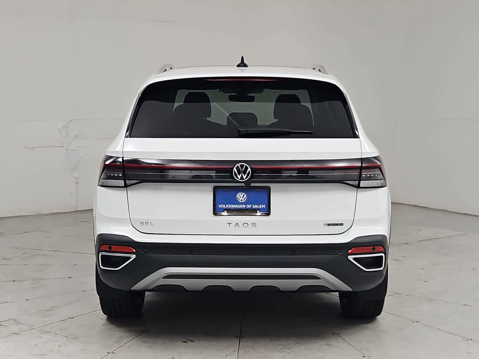 New 2026 Volkswagen Taos SEL AWD/4WD image 5
