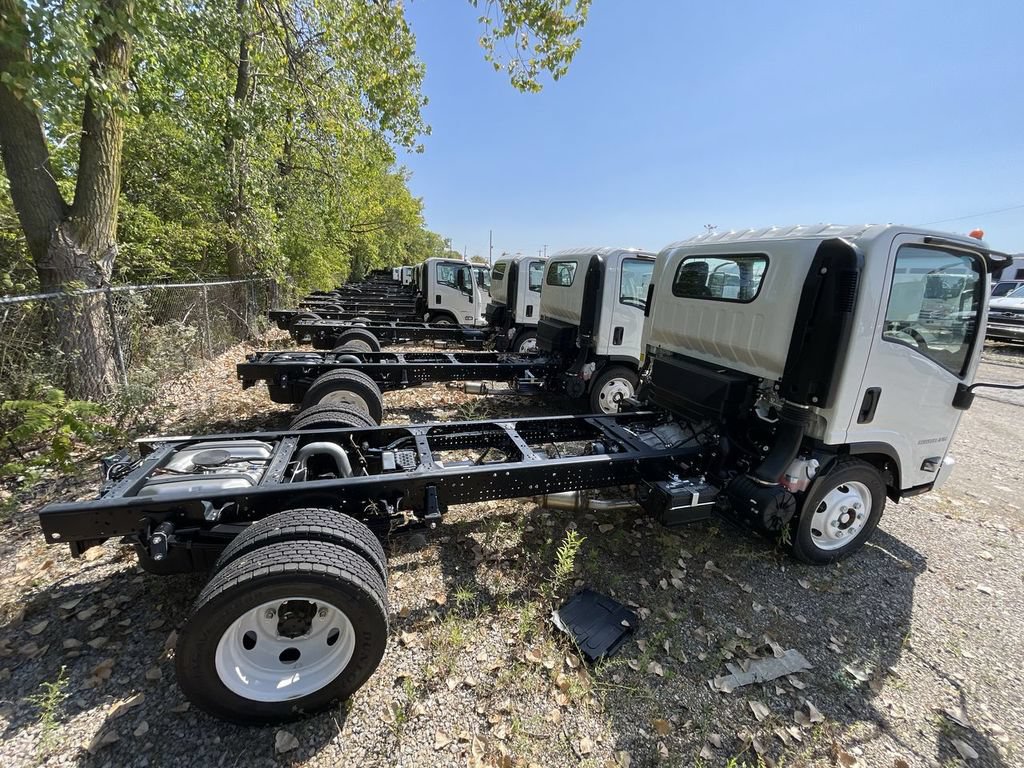 New 2024 Chevrolet Low Cab Forward 5500XG RWD image 4