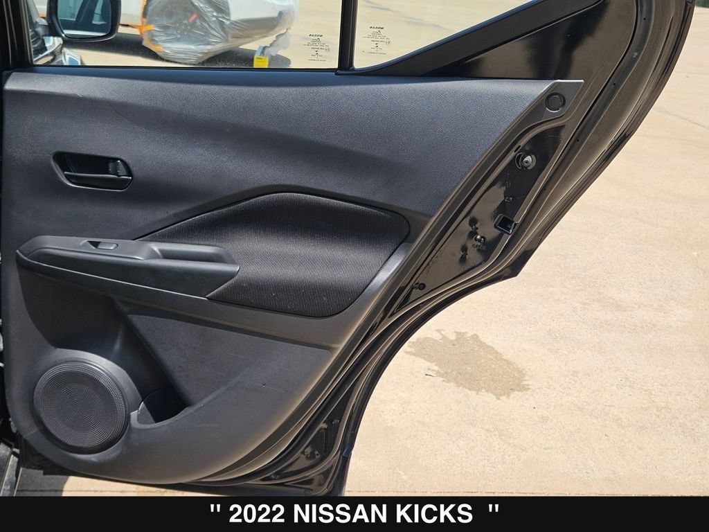 Used 2022 Nissan Kicks S FWD image 26