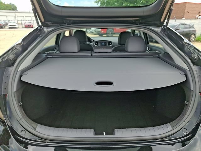 Used 2018 Hyundai Ioniq Limited FWD image 30
