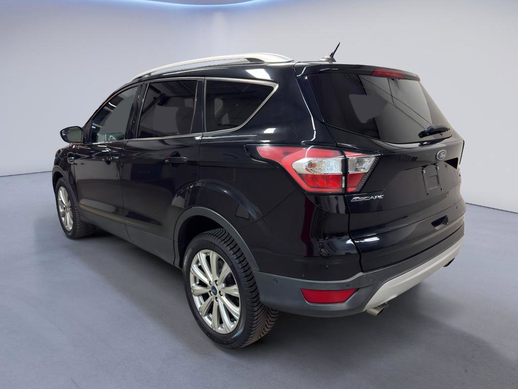 Used 2018 Ford Escape Titanium image 5