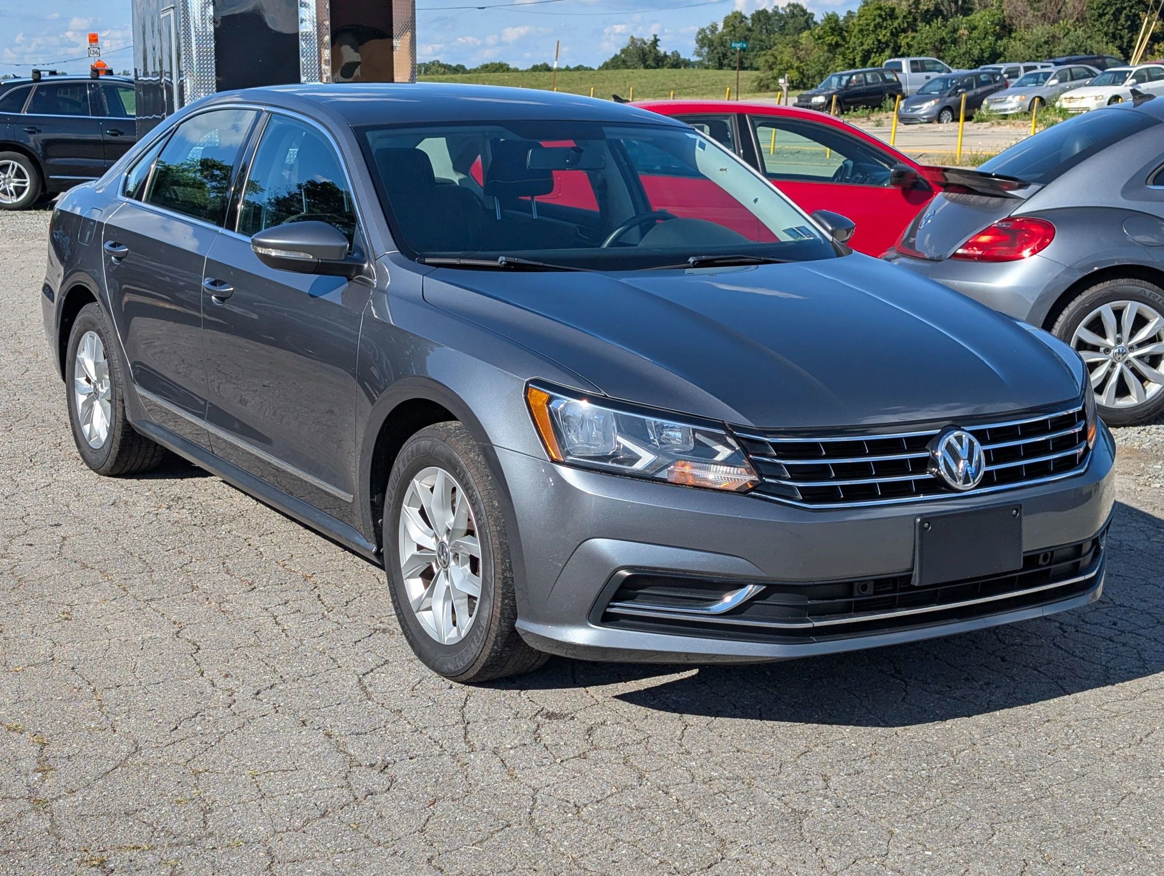 Used 2017 Volkswagen Passat 1.8T S image 11