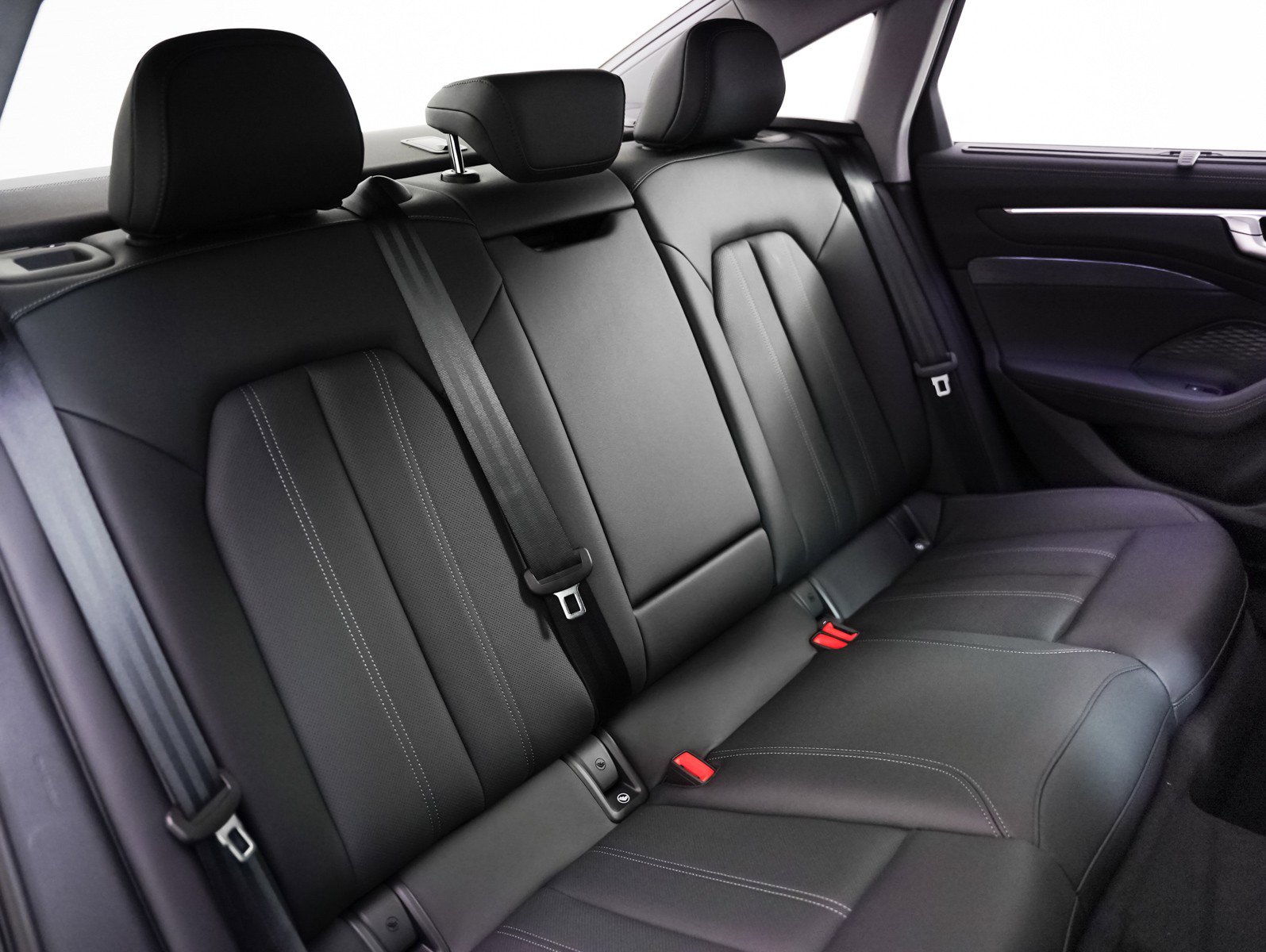 New 2026 Audi A6 Premium Plus image 10