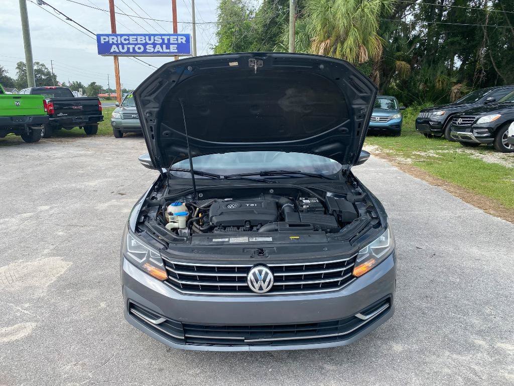 Used 2017 Volkswagen Passat 1.8T SE FWD image 23