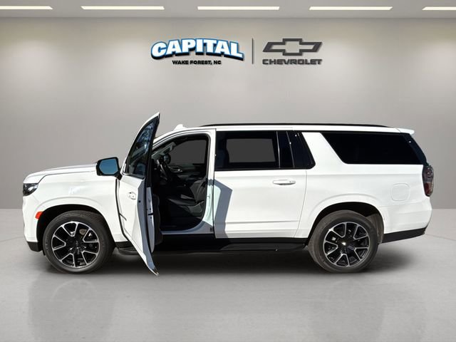 Used 2023 Chevrolet Suburban RST w/ Sport Performance Package image 13