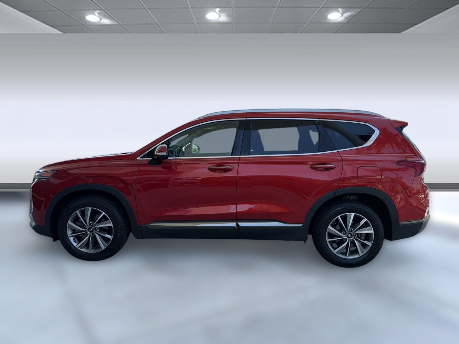 Used 2019 Hyundai Santa Fe FWD image 2