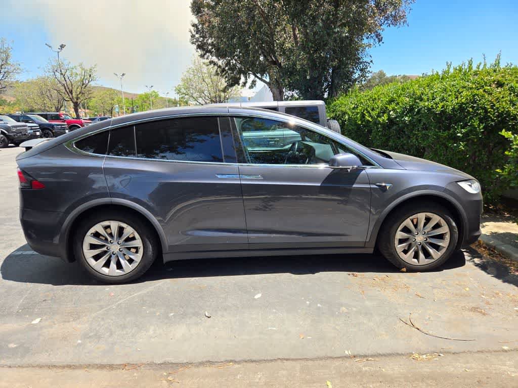 Used 2020 Tesla Model X Long Range AWD/4WD image 8