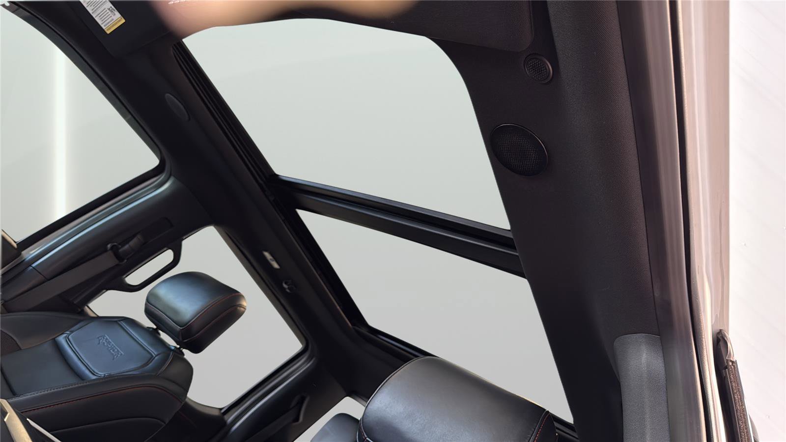 Used 2024 Ford F150 Raptor AWD/4WD image 16