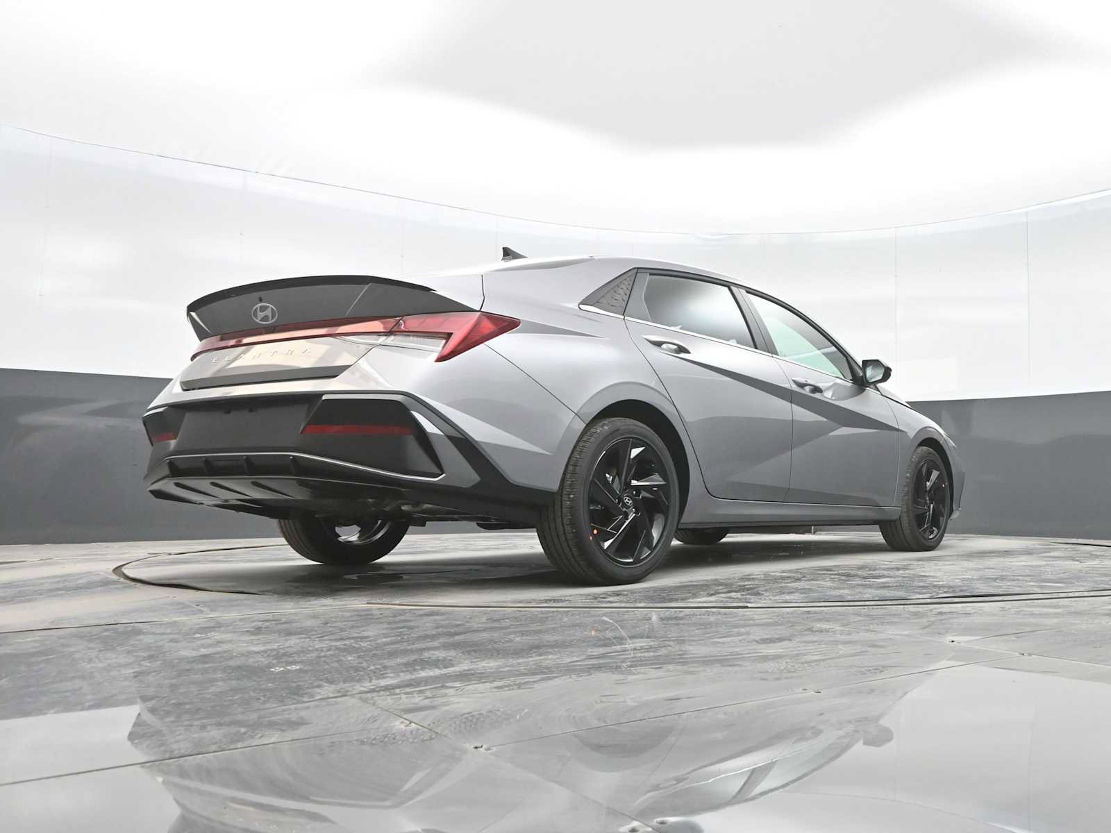 New 2026 Hyundai Elantra SEL Sport Premium image 28