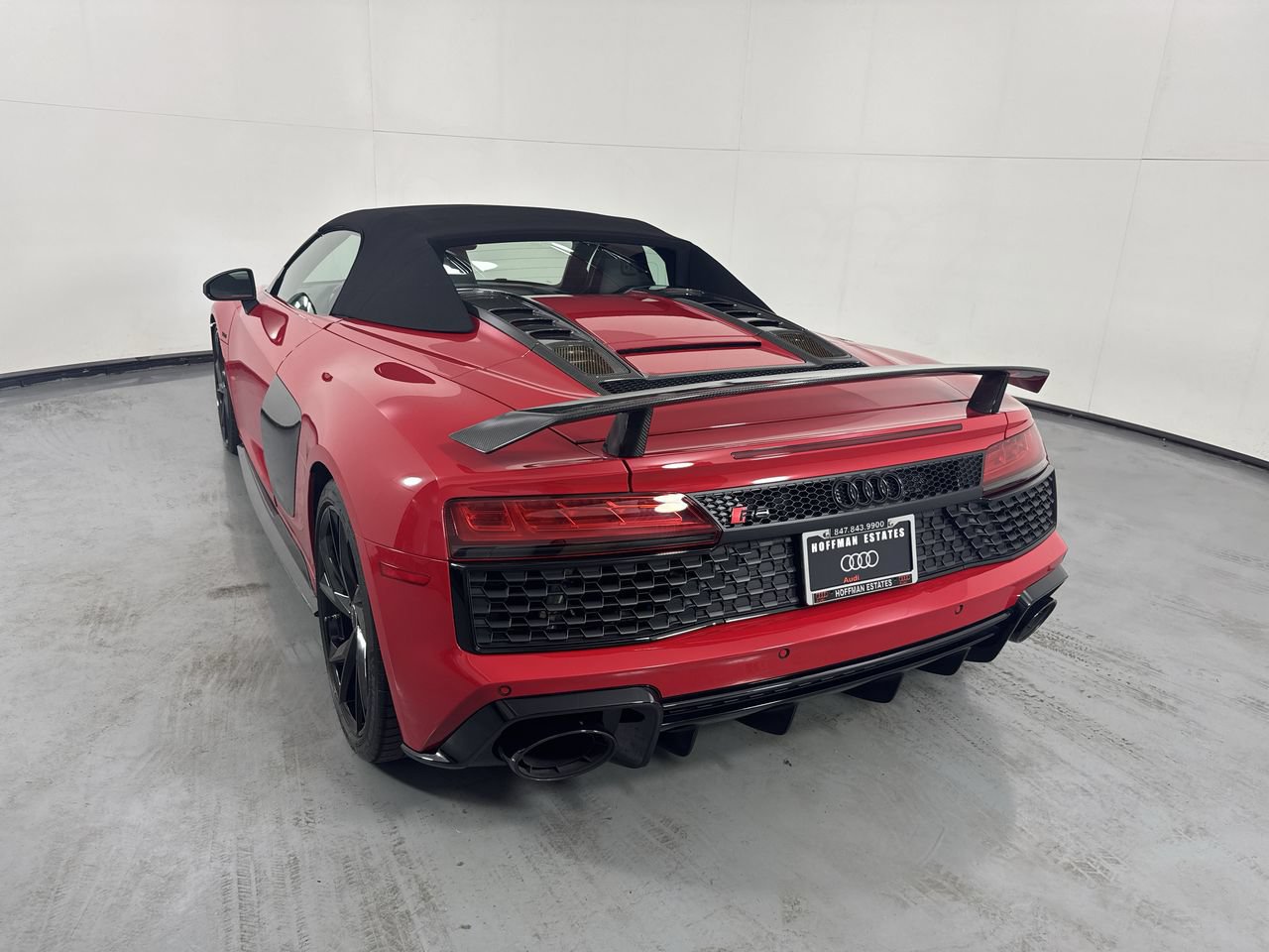 Used 2023 Audi R8 V10 performance w/ Carbon Exterior Package RWD image 32