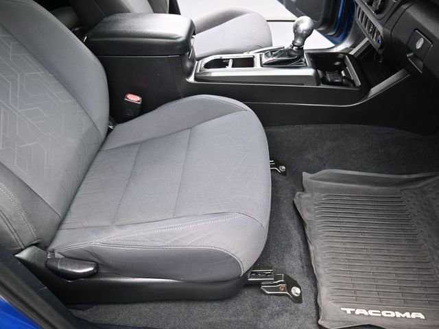 Used 2016 Toyota Tacoma TRD Off-Road image 25