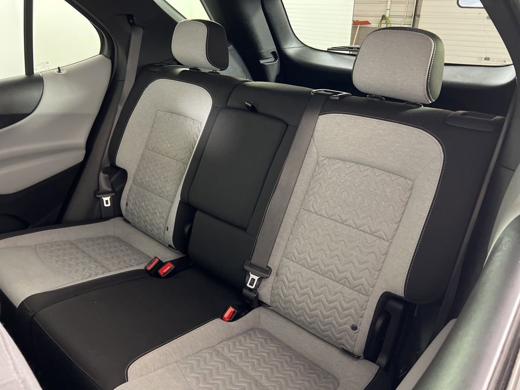 Used 2022 Chevrolet Equinox LS w/ LS Convenience Package FWD image 30