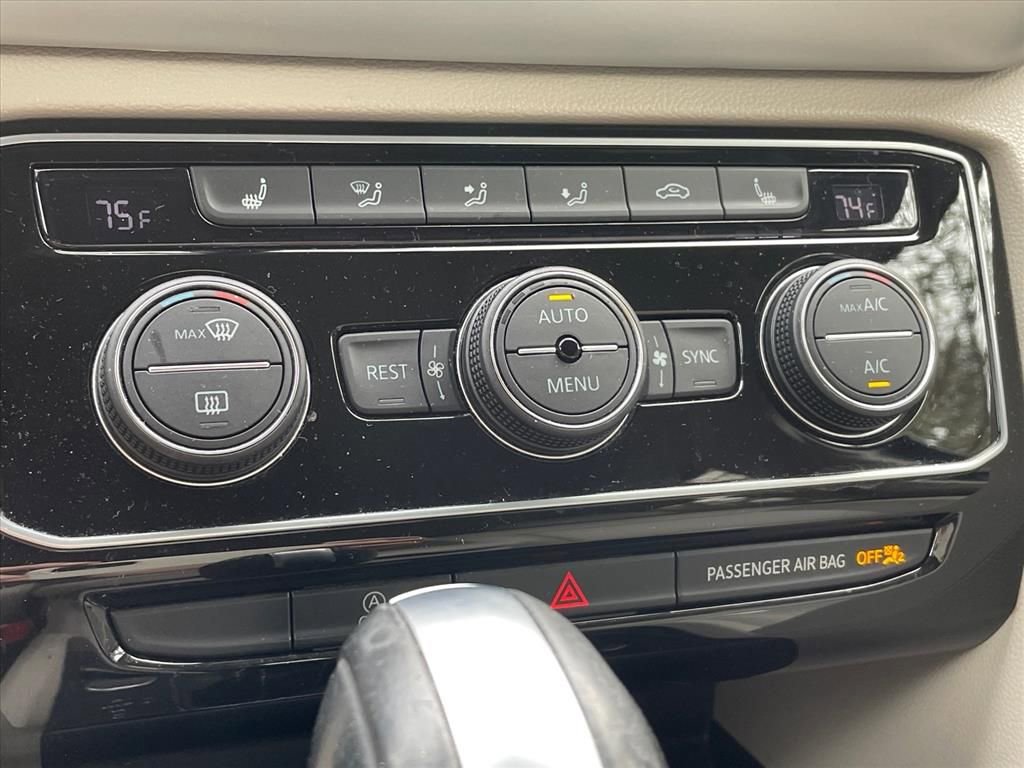 Used 2022 Volkswagen Atlas SE image 22