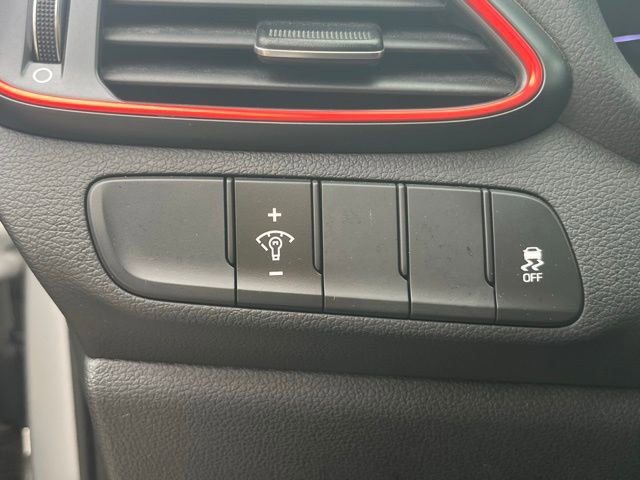 Used 2019 Hyundai Elantra GT N Line FWD image 6